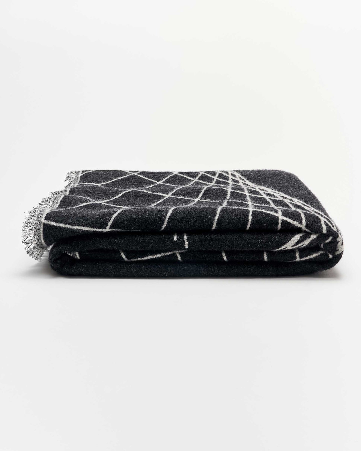 Pelican Blanket Black / Natural Billy Reid