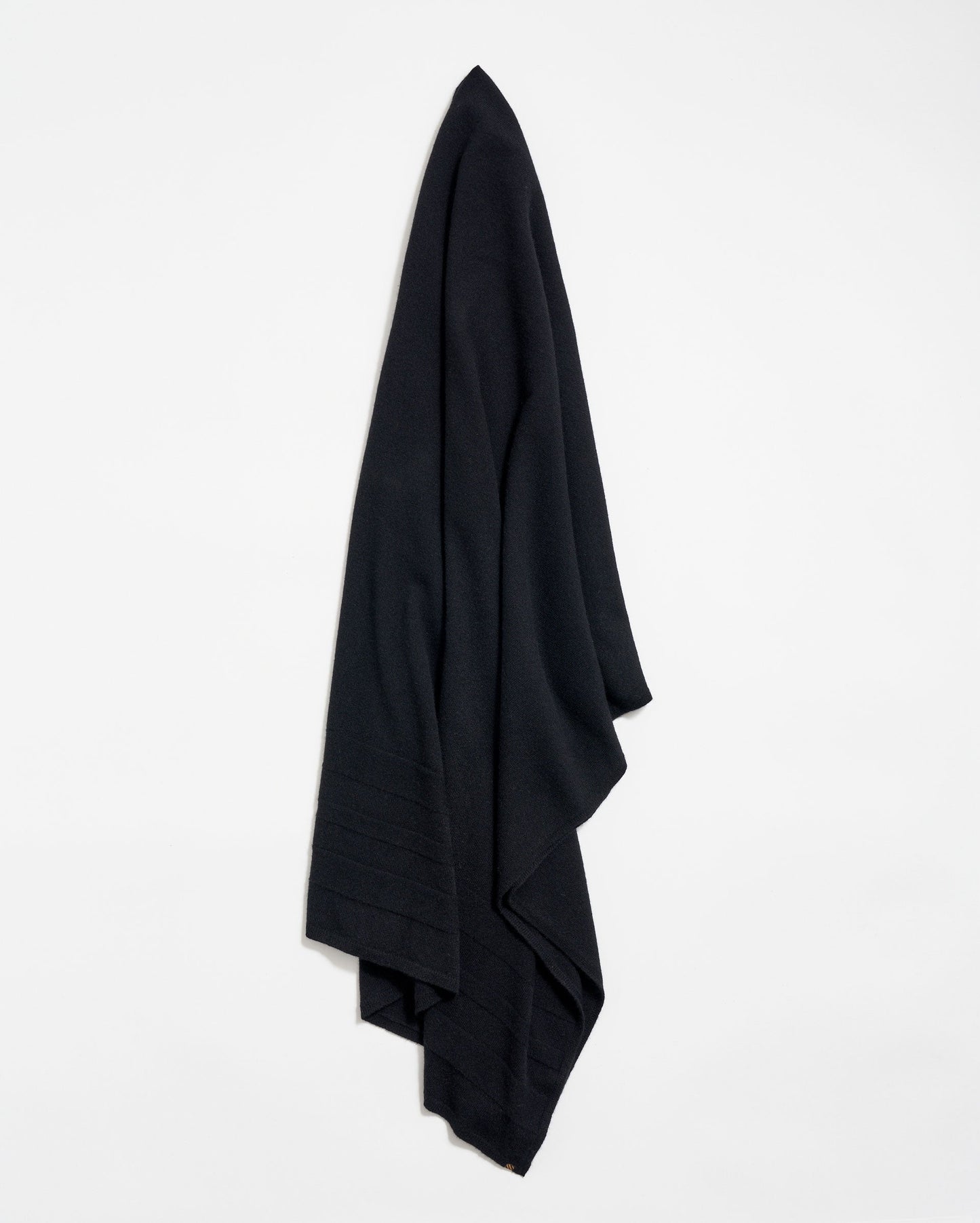 Cashmere Sweater Wrap Black Billy Reid