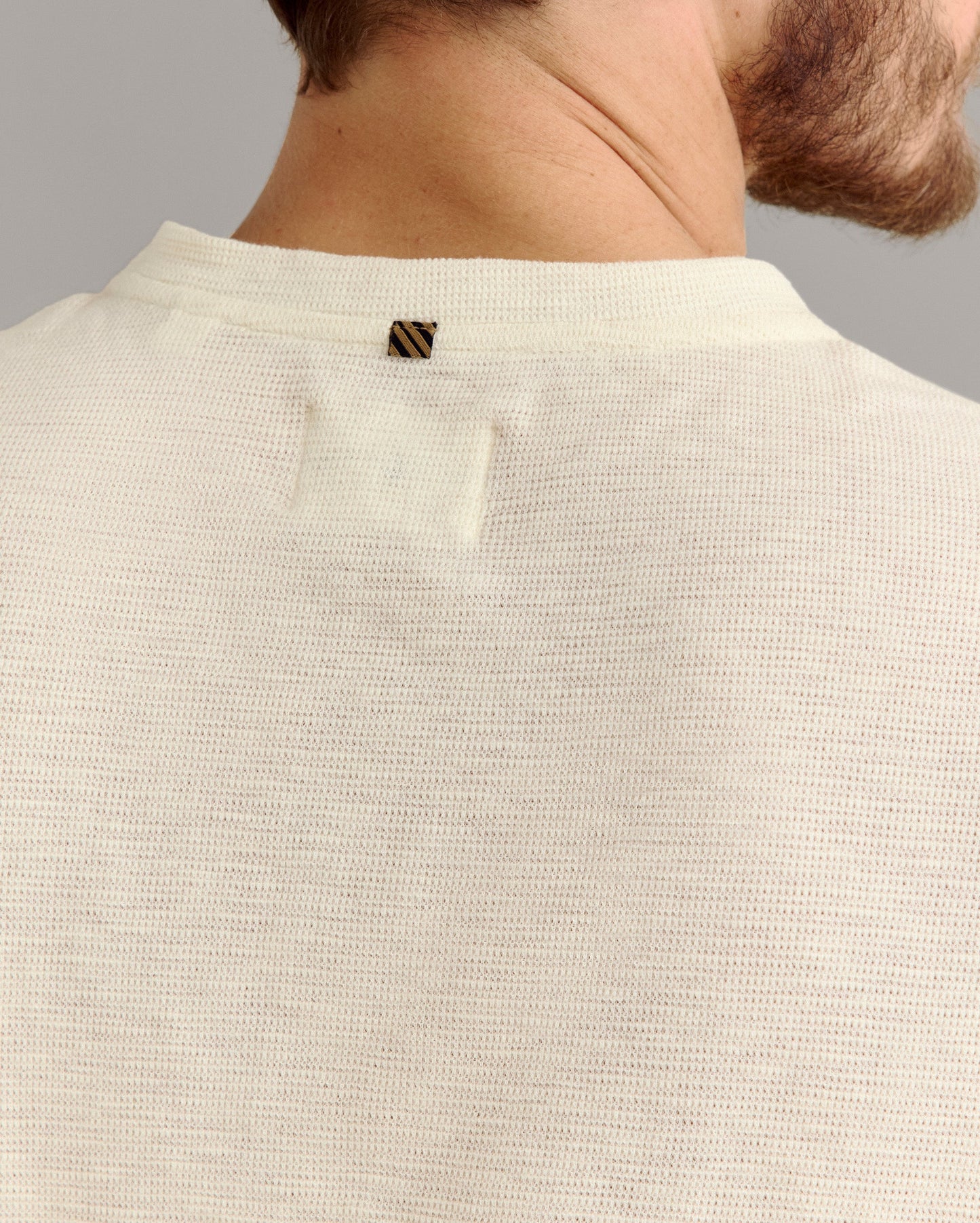 Slub Tuck Henley Tinted White Billy Reid