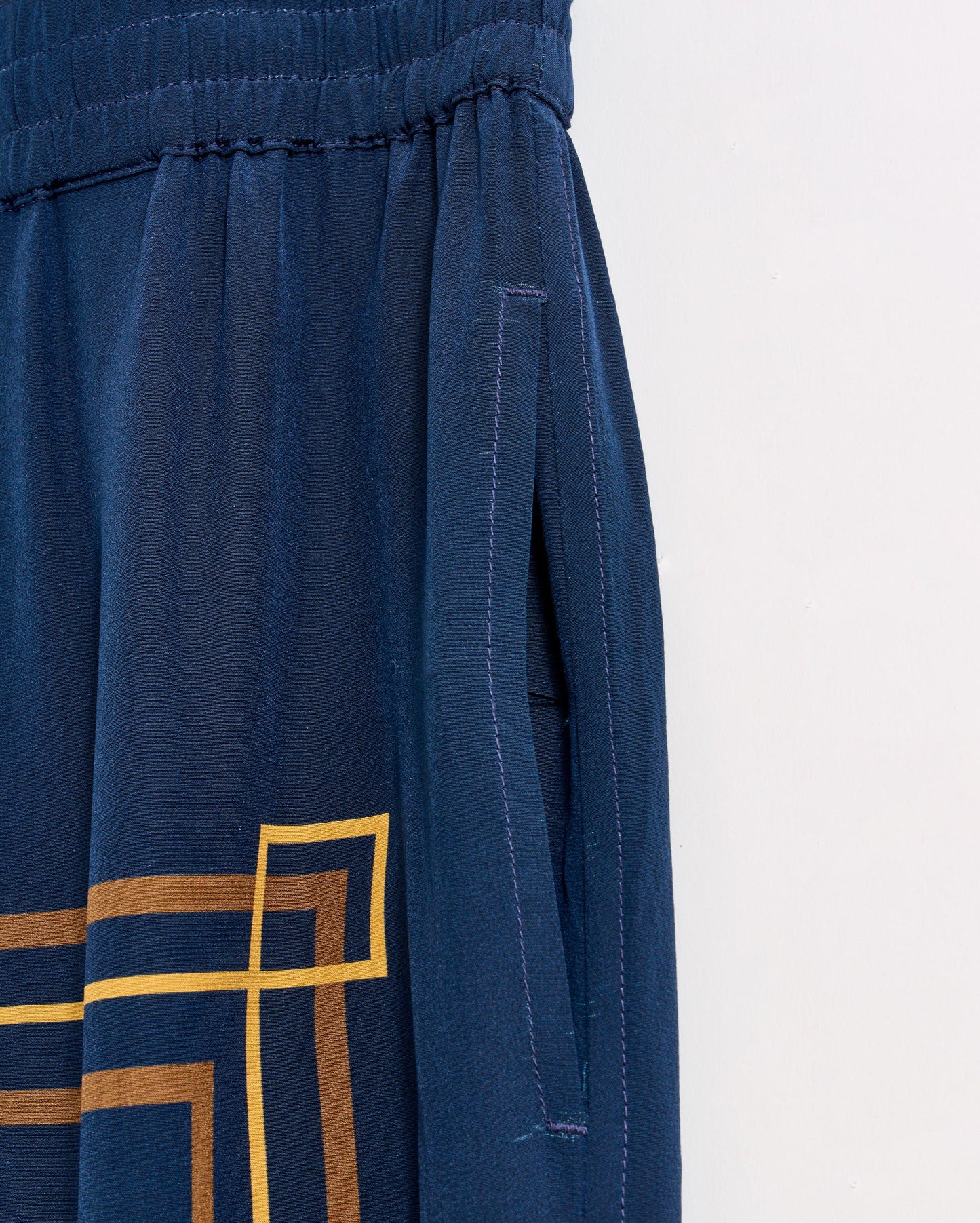 Pelican Lounge Pant Navy/Gold Billy Reid