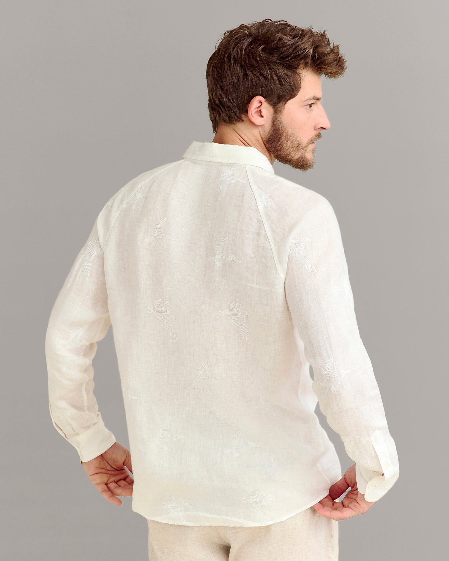 Embroidered Pelican Swarm Raglan Shirt White Billy Reid