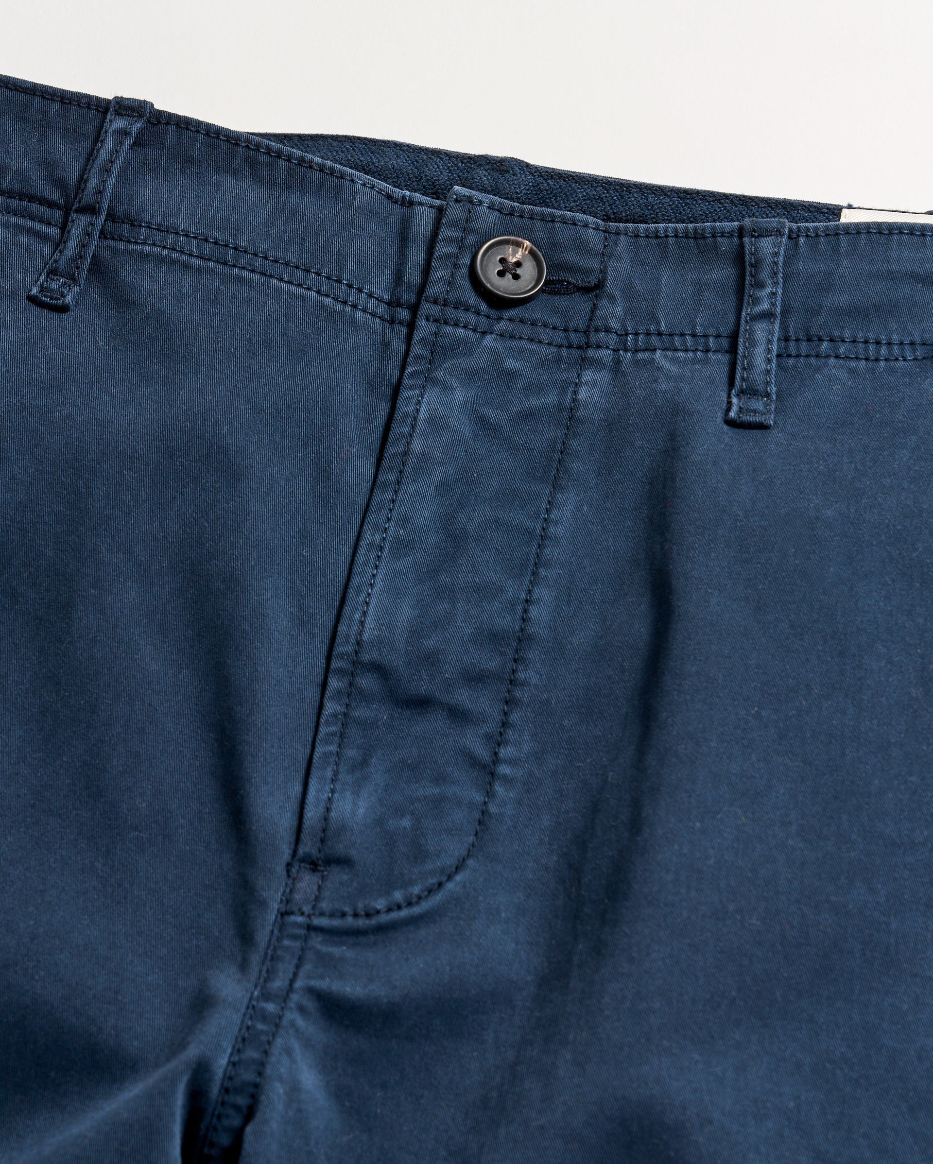 Chino Short Carbon Blue Billy Reid