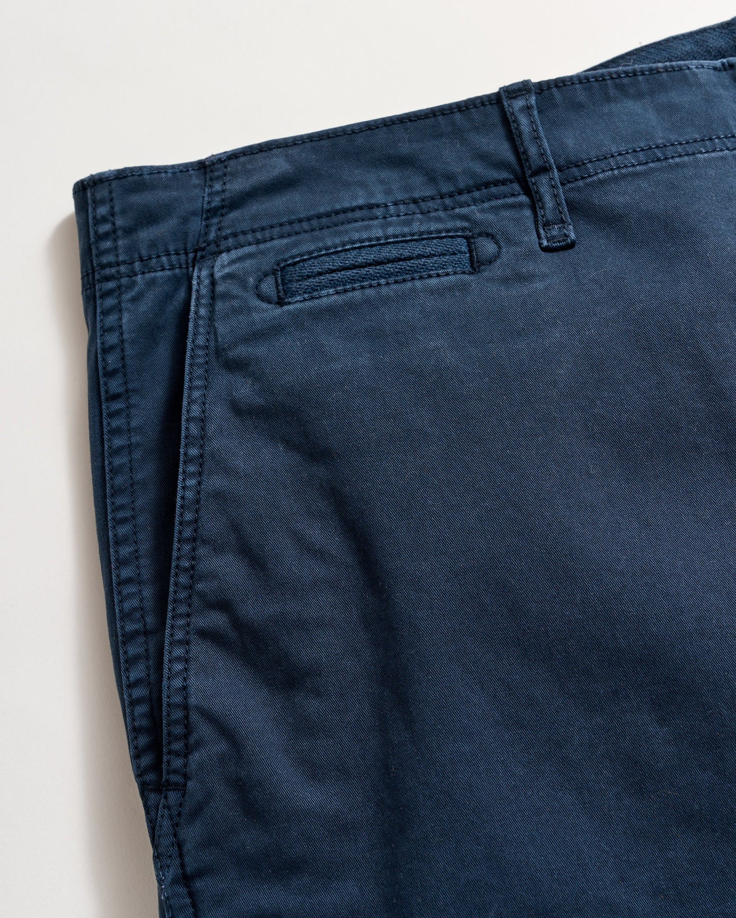 Chino Short Carbon Blue Billy Reid