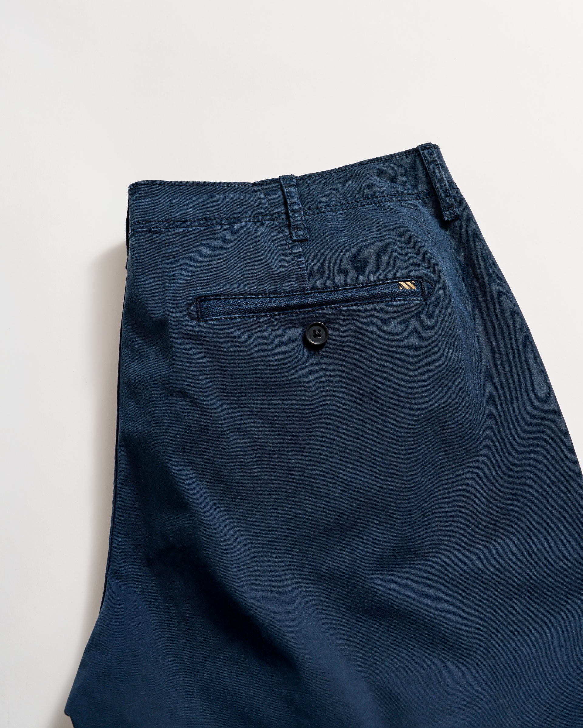 Chino Short Carbon Blue Billy Reid