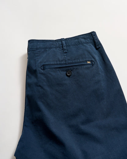 Chino Short Carbon Blue Billy Reid